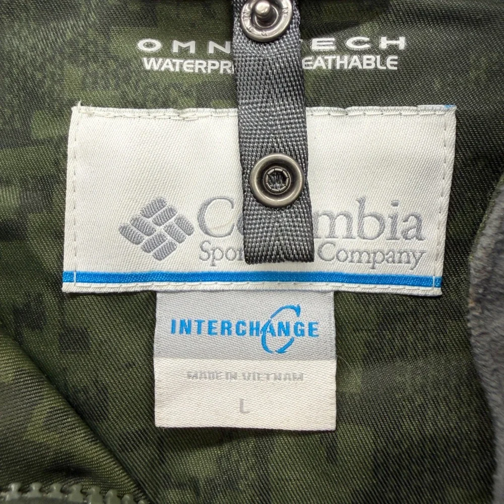 Columbia Omni-Tech Interchange Jacket Mens Large Green Digital Camo Waterproof